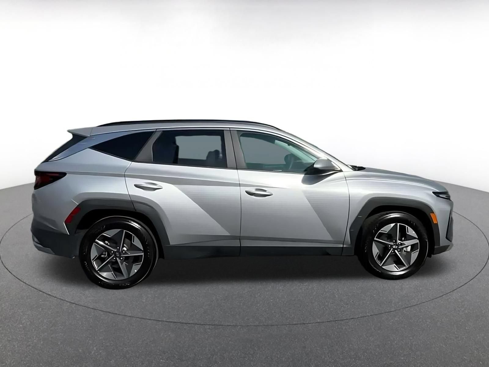 Used 2026 Hyundai Tucson SEL FWD image 15