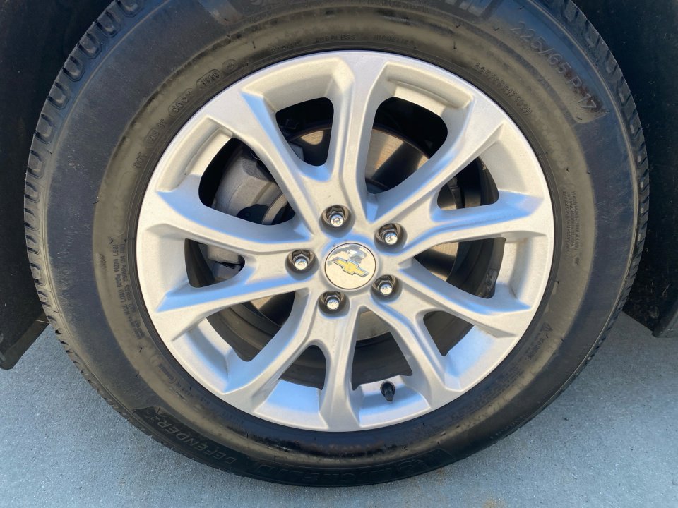 Used 2020 Chevrolet Equinox LT FWD image 31