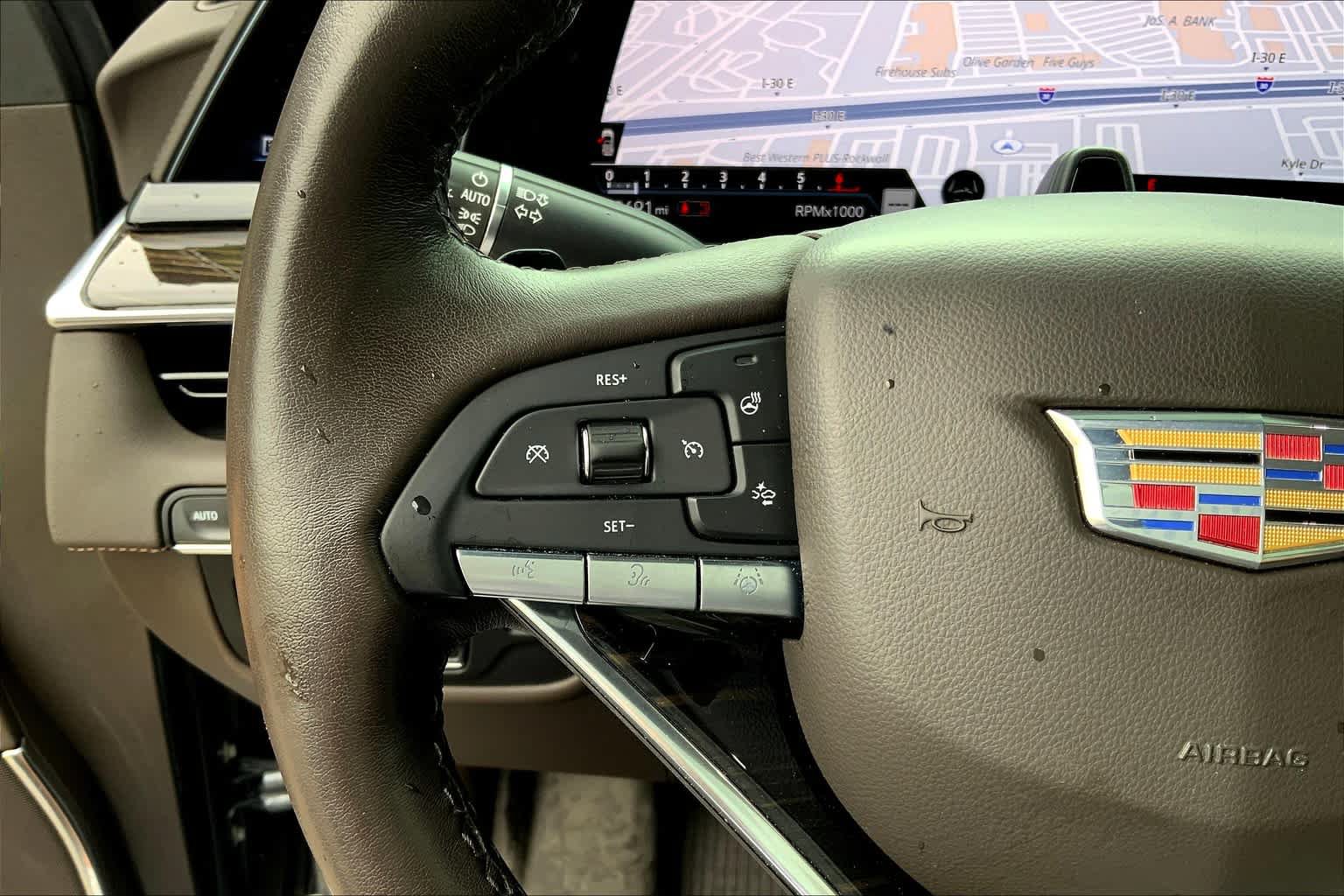 Used 2021 Cadillac Escalade Premium Luxury w/ Driver Assist Tech Package AWD/4WD image 21