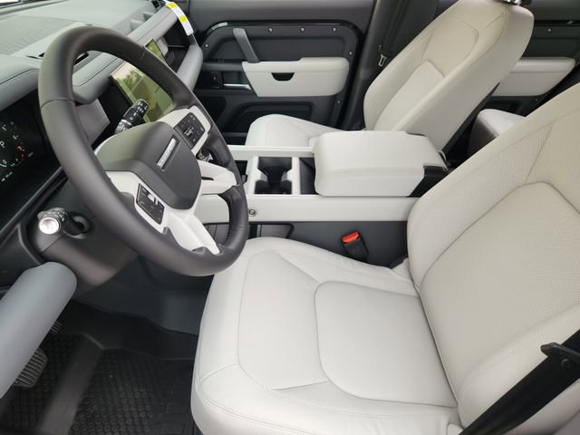 New 2026 Land Rover Defender 110 S AWD/4WD image 9