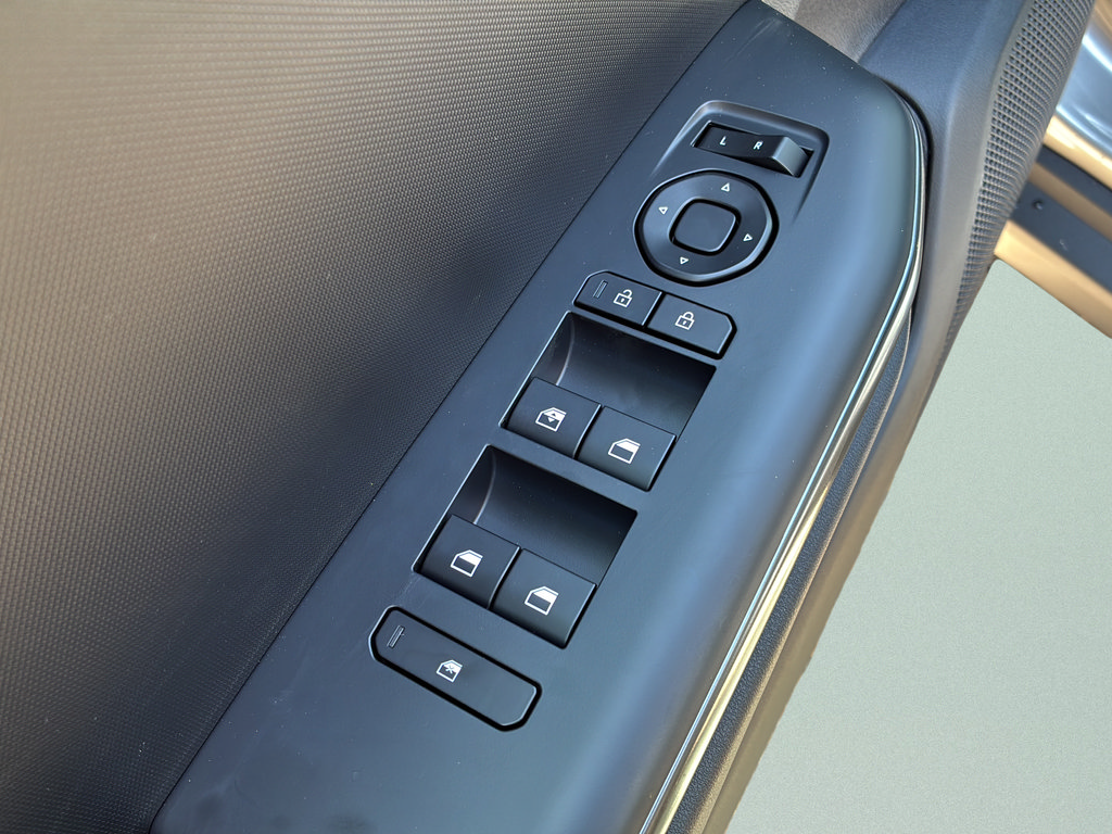 New 2026 Kia K4 FWD image 21