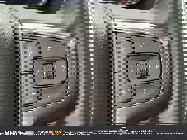 Used 2024 Chevrolet Suburban RST w/ Luxury Package image 15