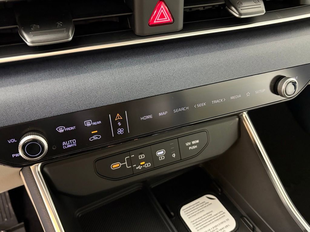 New 2026 Kia Carnival EX image 28