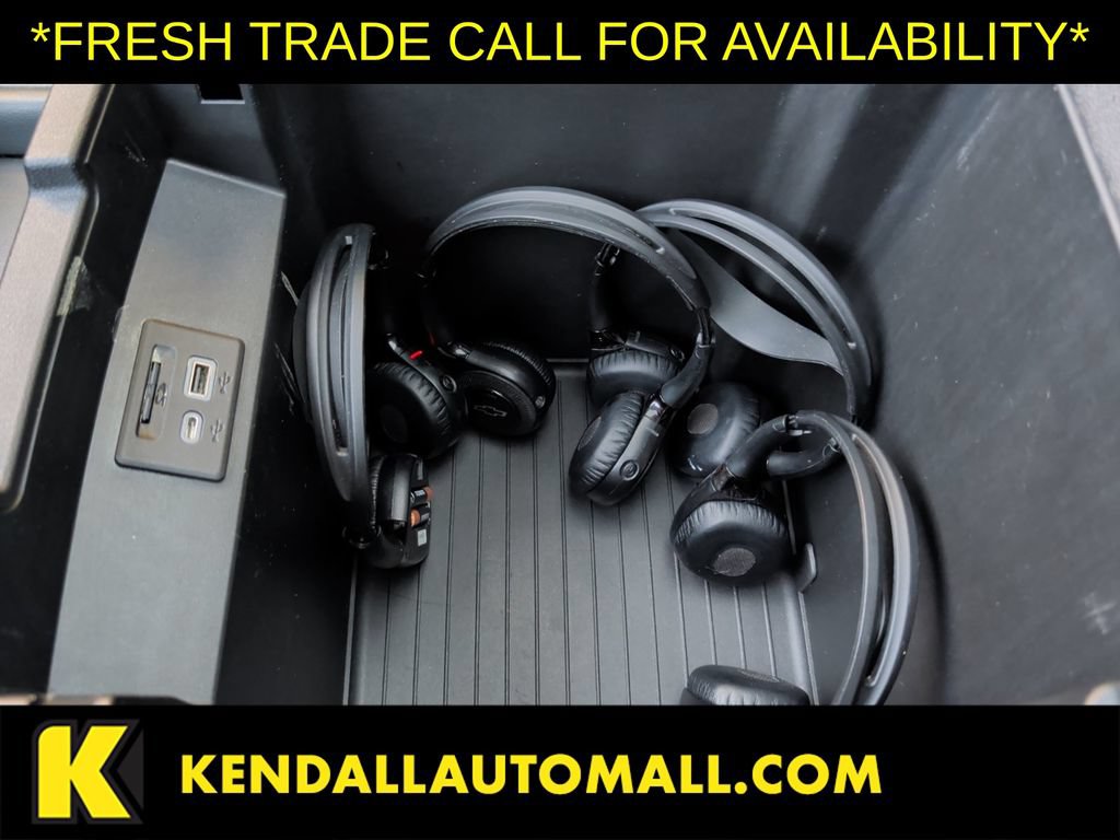 Used 2021 Chevrolet Suburban High Country AWD/4WD image 16