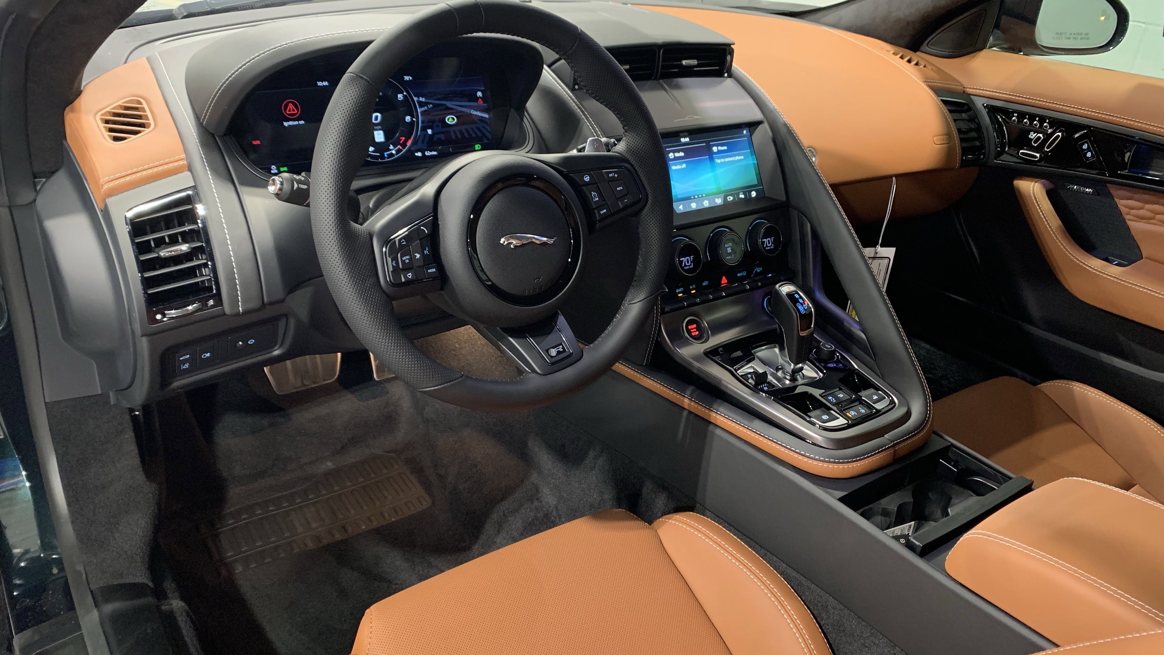 New 2024 Jaguar F-TYPE R image 5