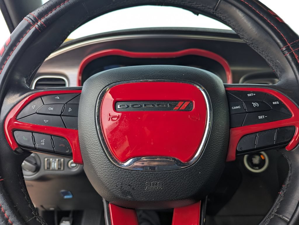 Used 2017 Dodge Charger SE RWD image 17