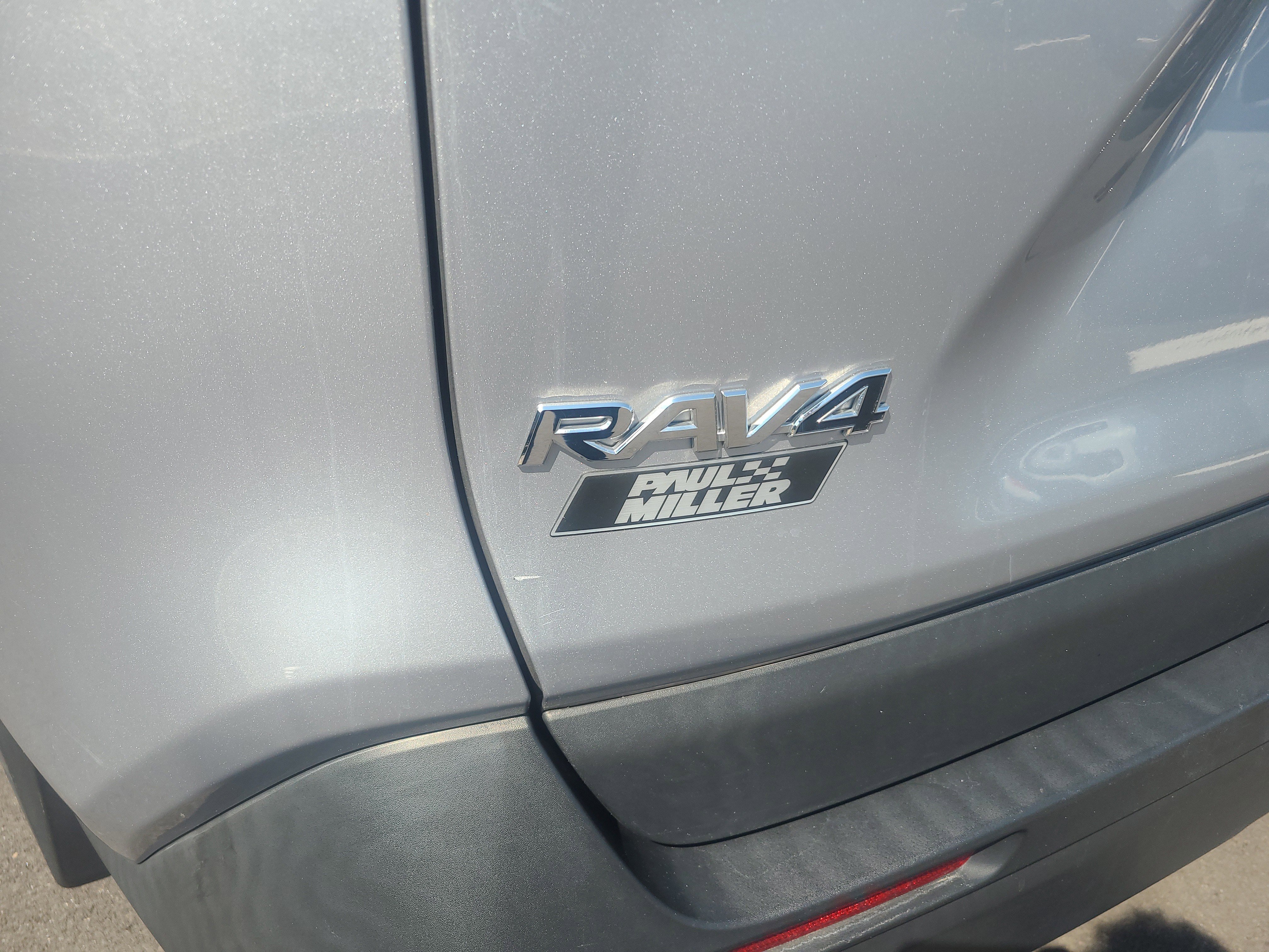 Certified 2023 Toyota RAV4 XLE Premium AWD/4WD image 29