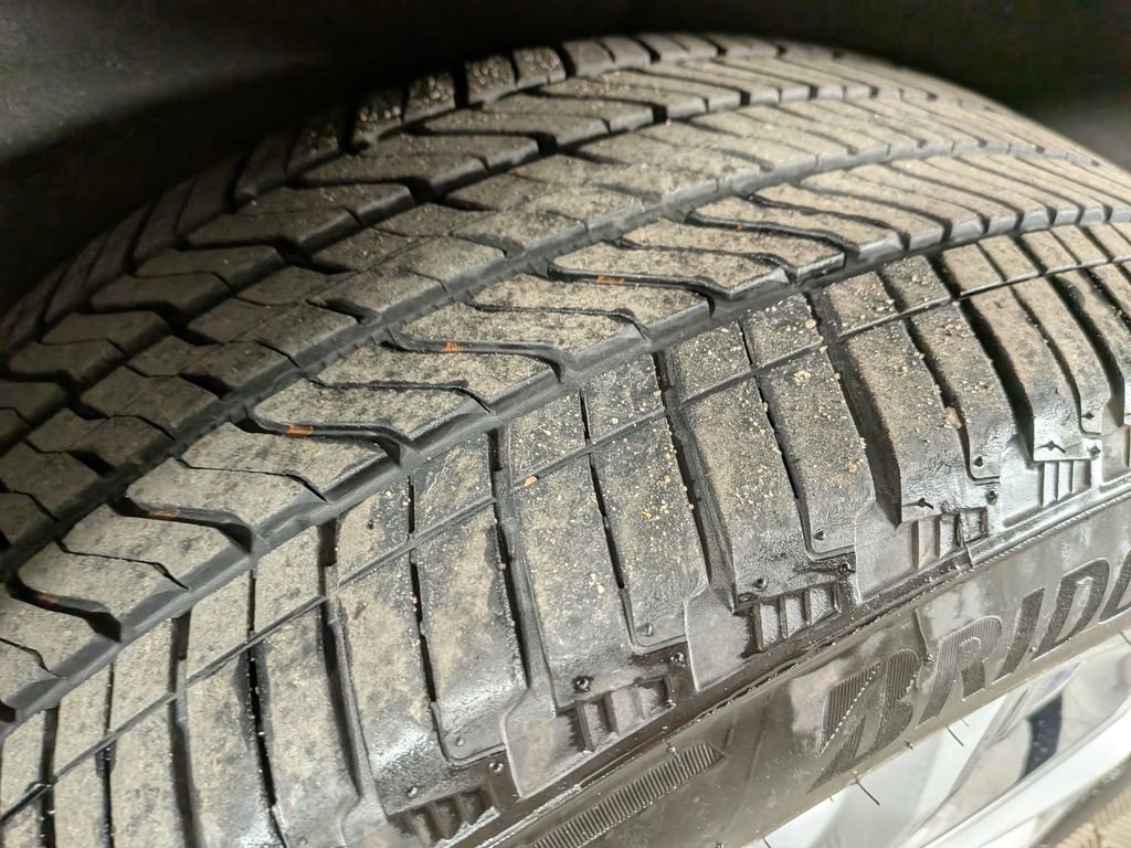 Certified 2024 Chevrolet Tahoe High Country w/ Advanced Technology Package image 14