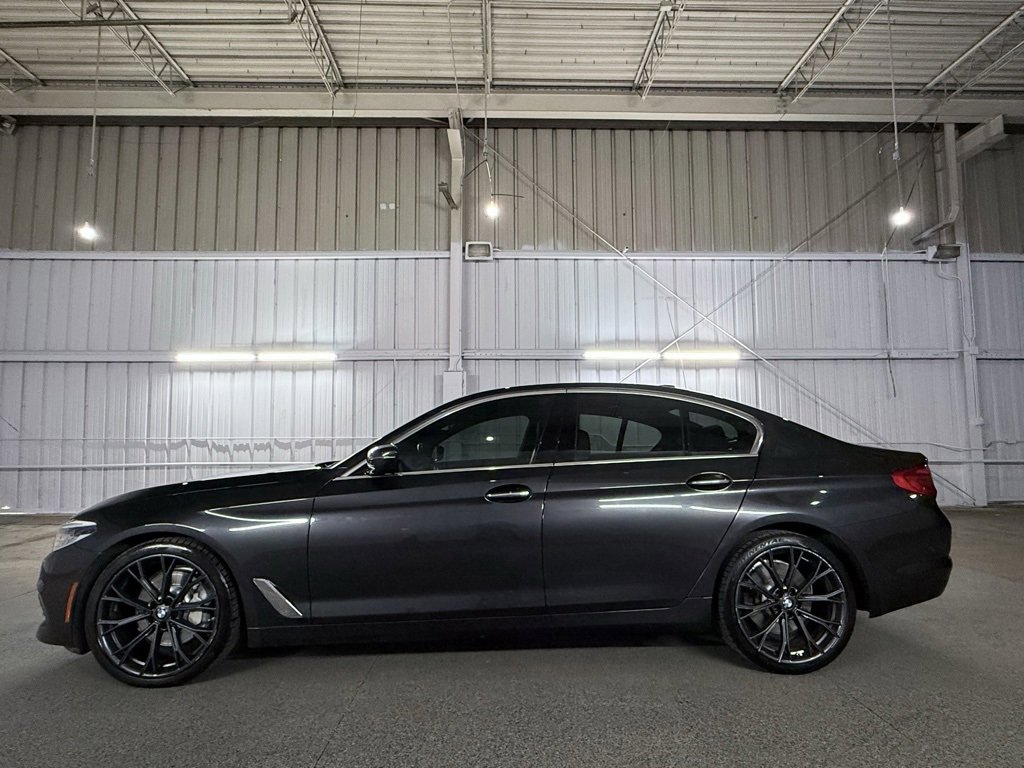 Used 2017 BMW 540i xDrive image 14