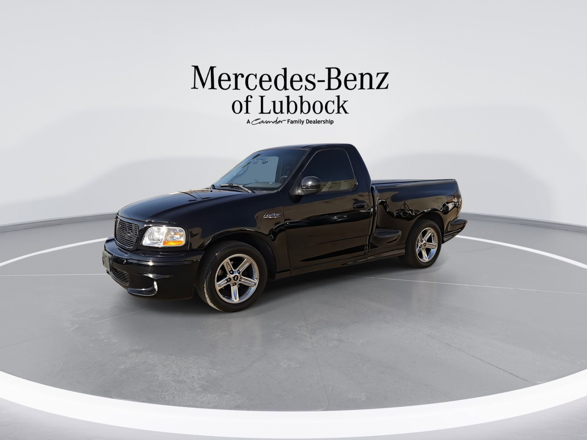Used 2001 Ford F150 Lightning image 4