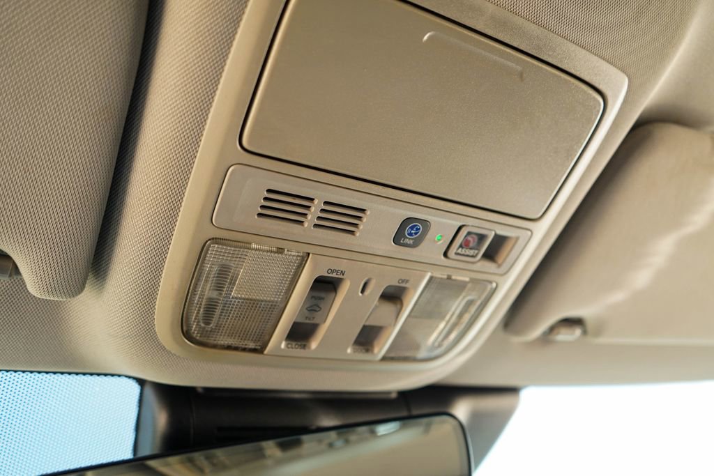 Used 2019 Honda Accord Touring image 35
