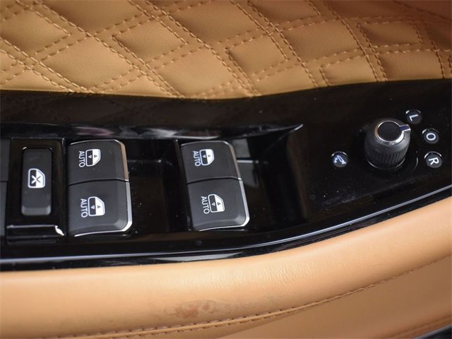 Used 2023 Jeep Grand Cherokee L Summit image 32