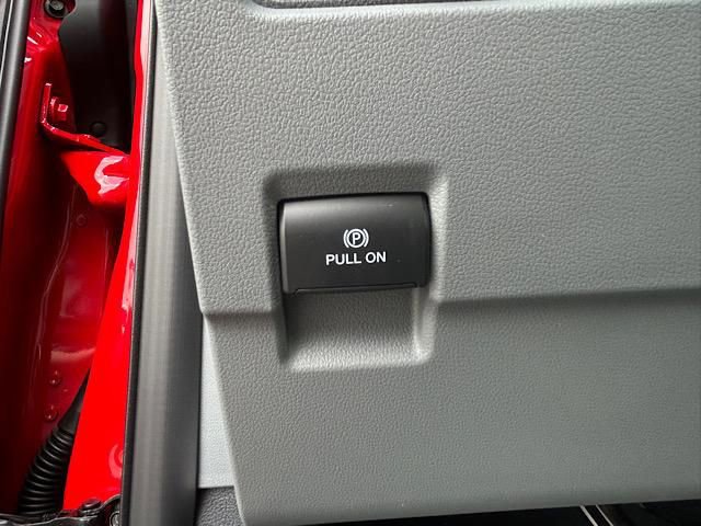 New 2025 Ford F350 XLT image 25