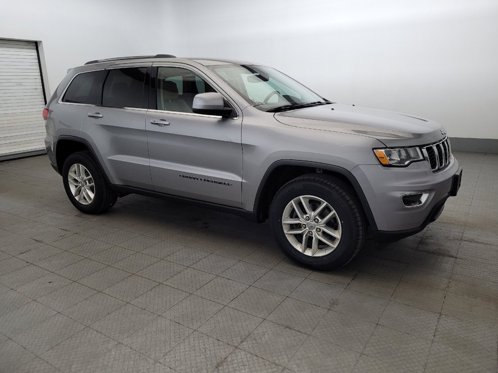 Used 2017 Jeep Grand Cherokee Laredo w/ Quick Order Package 23E AWD/4WD image 11