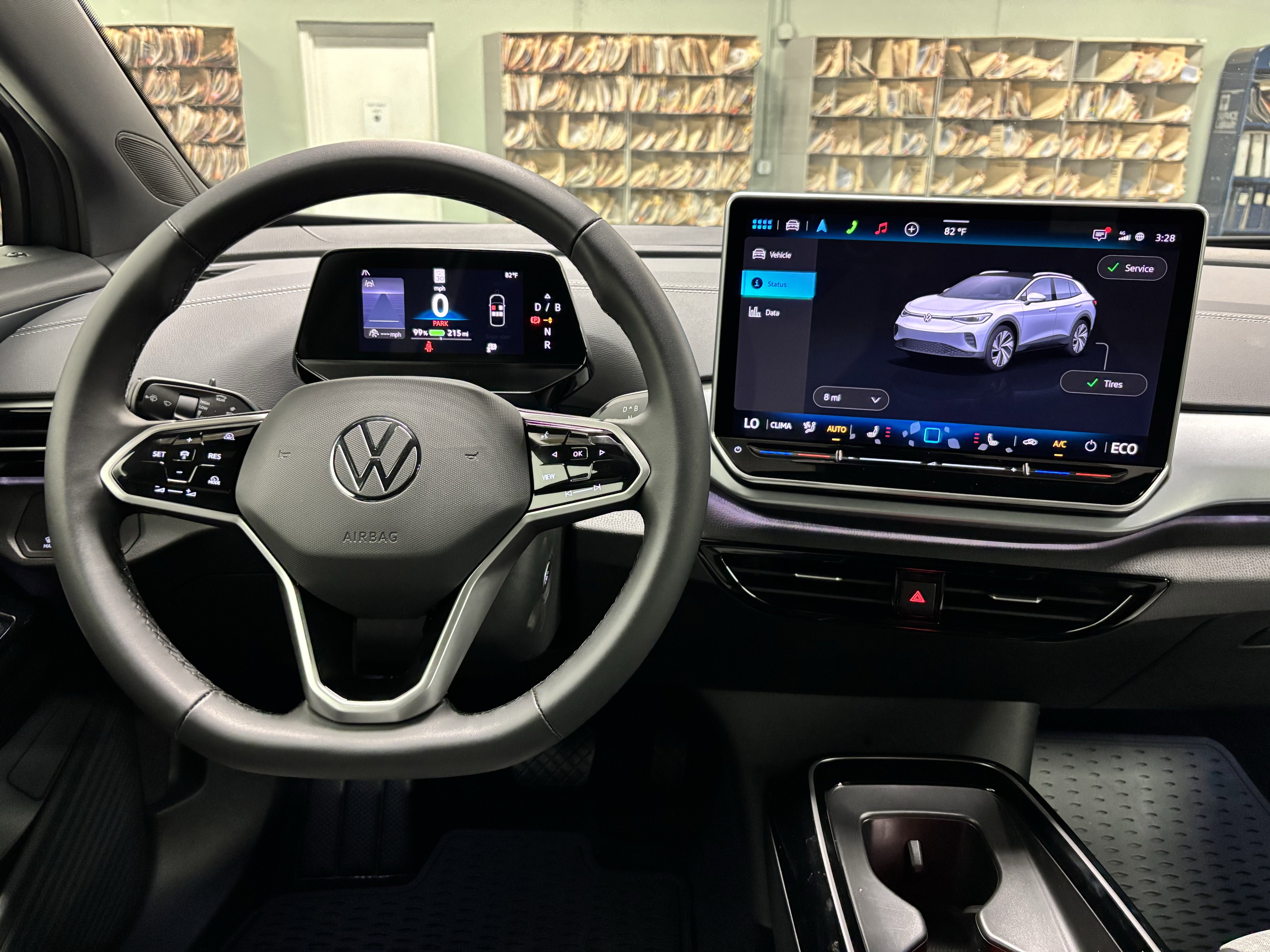 New 2025 Volkswagen ID.4 Pro image 17