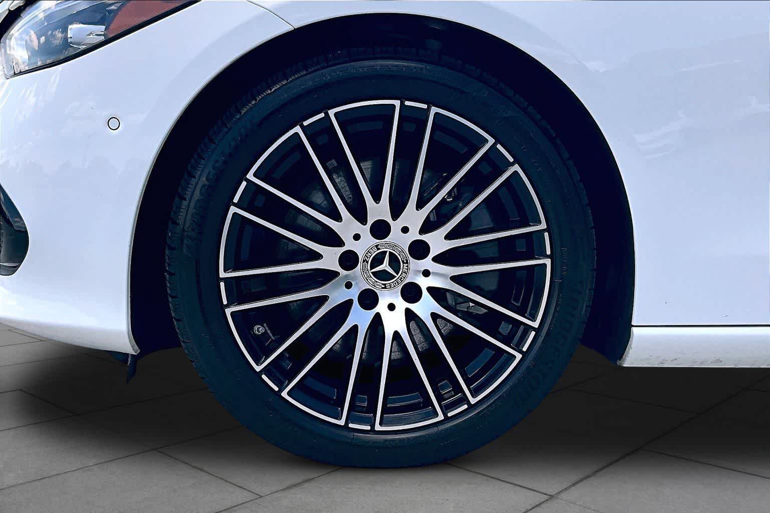 Certified 2025 Mercedes-Benz C 300 4MATIC Sedan image 11
