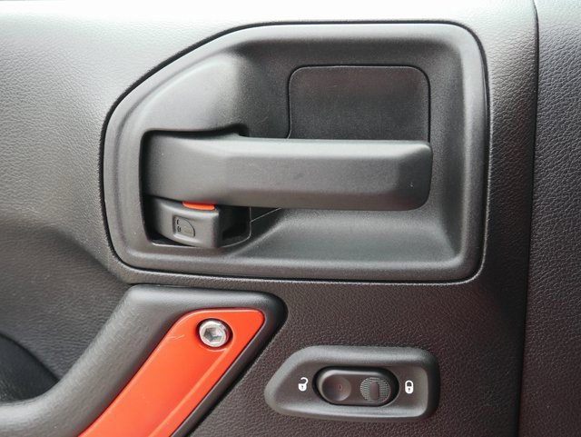 Used 2016 Jeep Wrangler Unlimited Sport image 26
