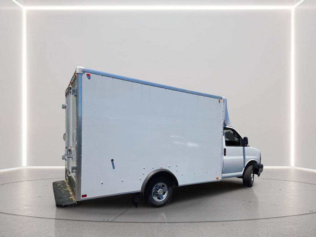 New 2026 Chevrolet Express 3500 w/ Power Convenience Package RWD image 7