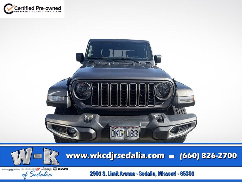 Used 2024 Jeep Gladiator Sport AWD/4WD image 10