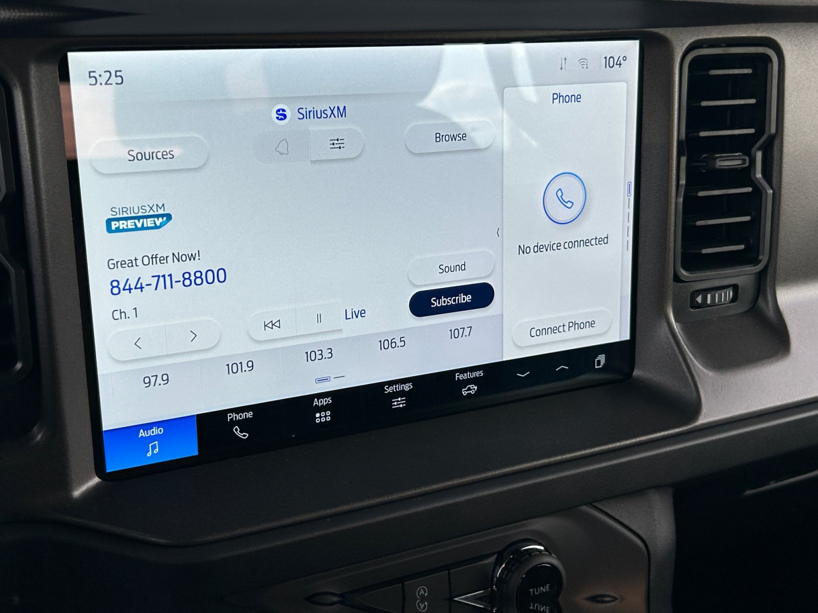 New 2025 Ford Bronco 4-Door AWD/4WD image 12