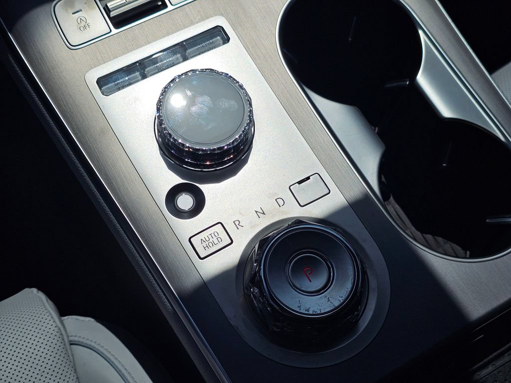 Certified 2026 Genesis GV70 2.5T Advanced AWD/4WD image 29