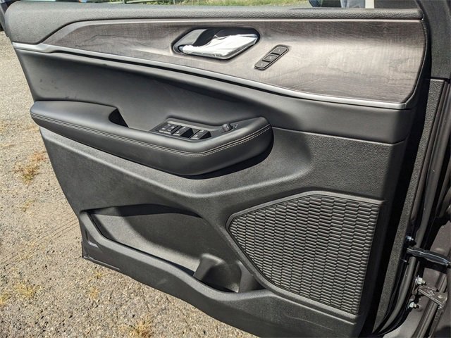 New 2025 Jeep Grand Cherokee Limited image 19