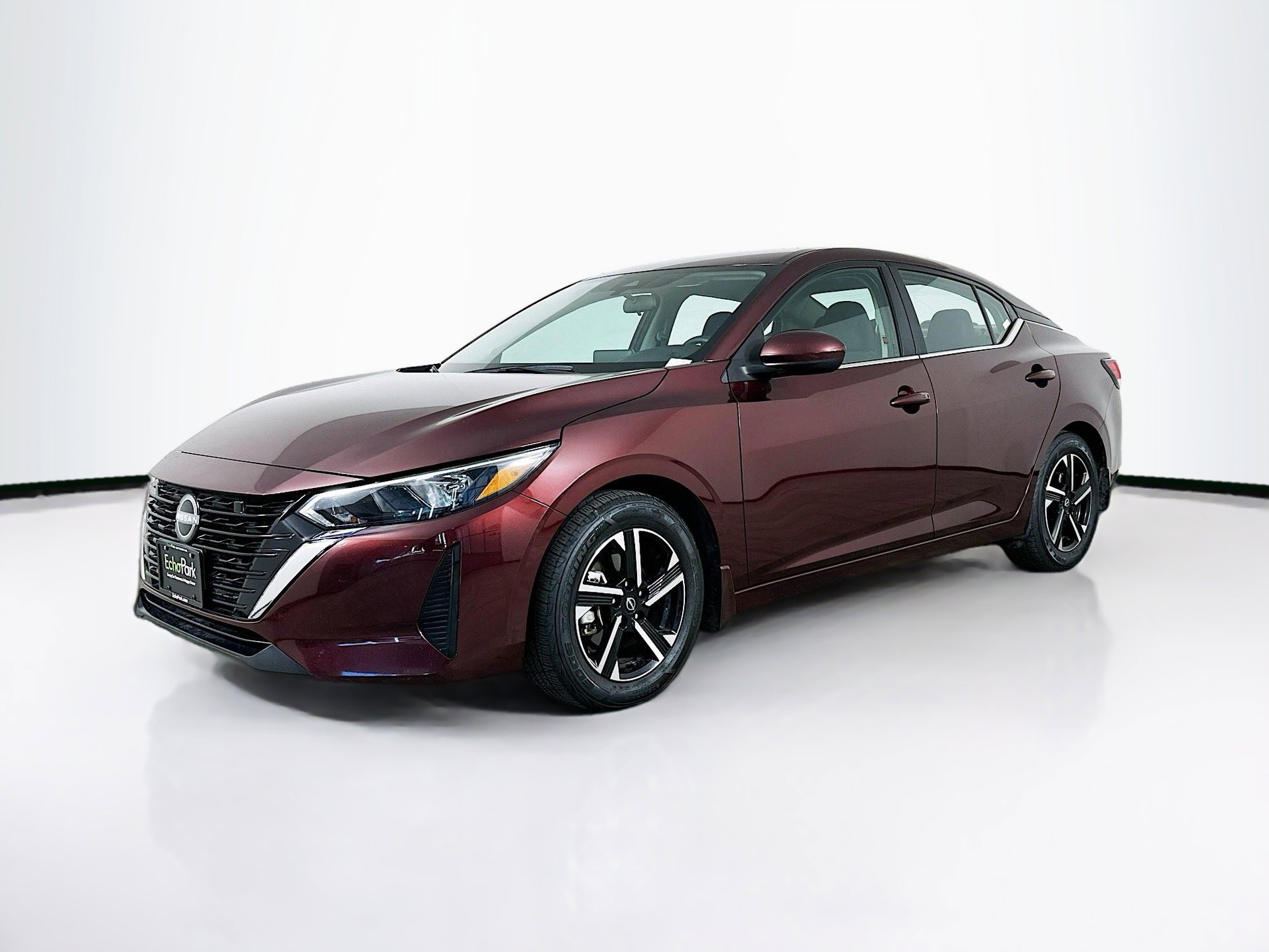 Used 2024 Nissan Sentra SV image 3