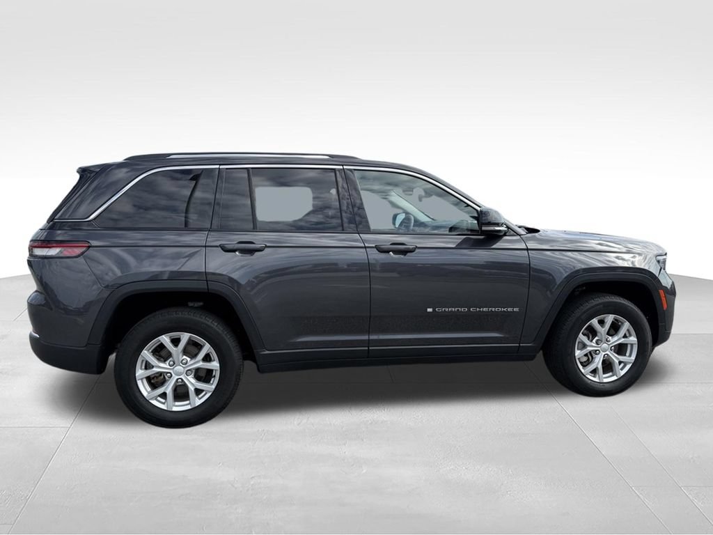 Used 2023 Jeep Grand Cherokee Limited RWD image 28