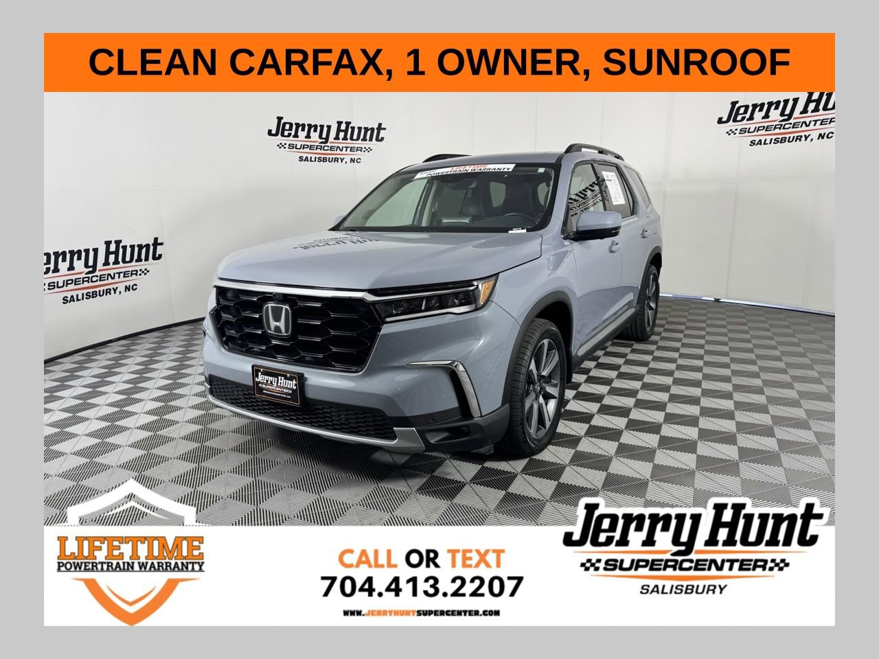 Used 2025 Honda Pilot Elite image 1