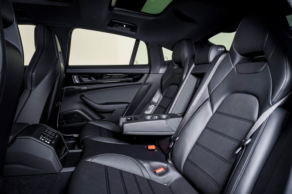 New 2026 Porsche Panamera 4 image 17