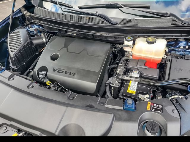 Used 2023 Chevrolet Traverse LT FWD image 32