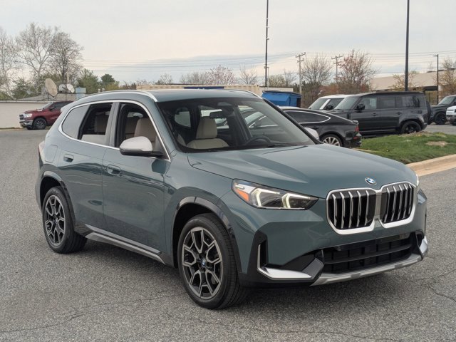 Used 2023 BMW X1 xDrive28i w/ Convenience Package image 3