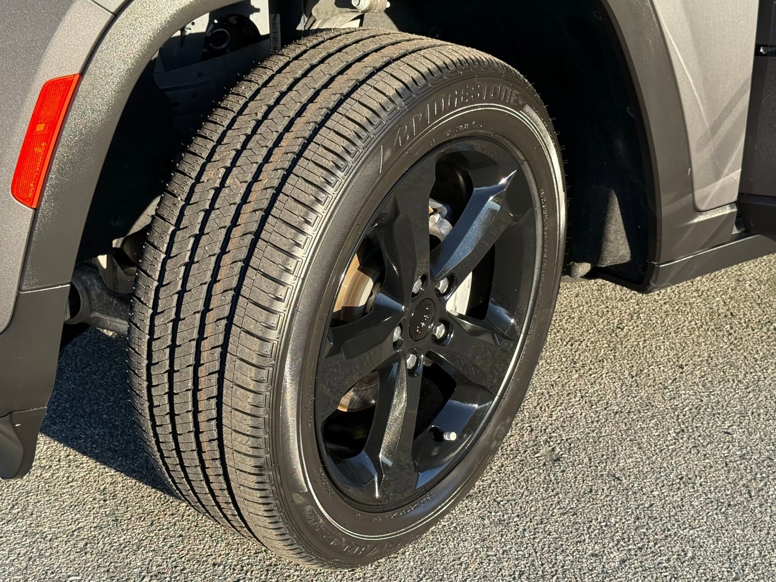 Used 2022 Jeep Grand Cherokee Altitude image 18