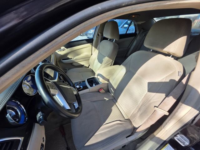 Used 2012 Chrysler 300 image 14