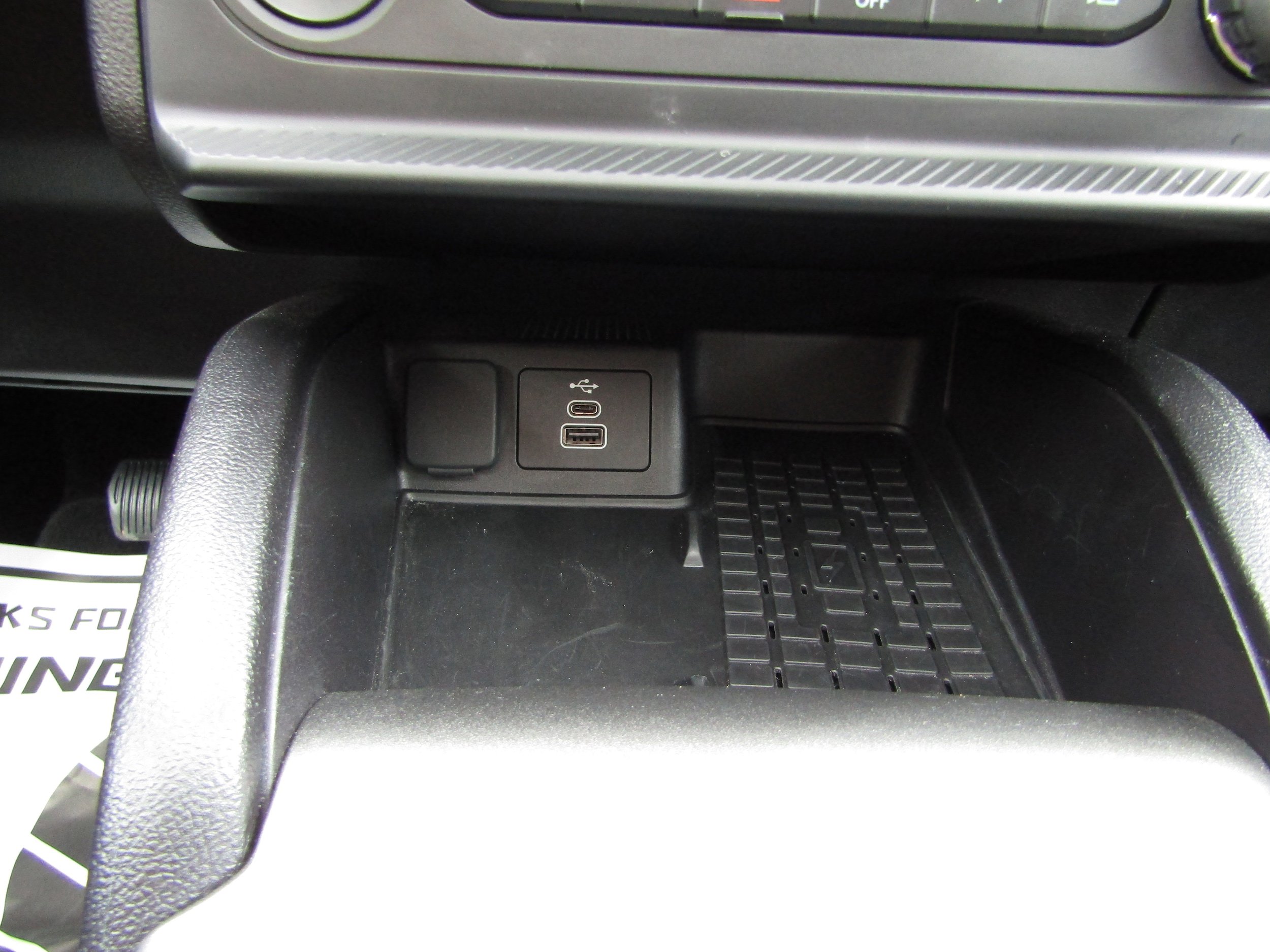 Used 2025 Ford Bronco Sport Outer Banks w/ Outer Banks Tech Package+ AWD/4WD image 36