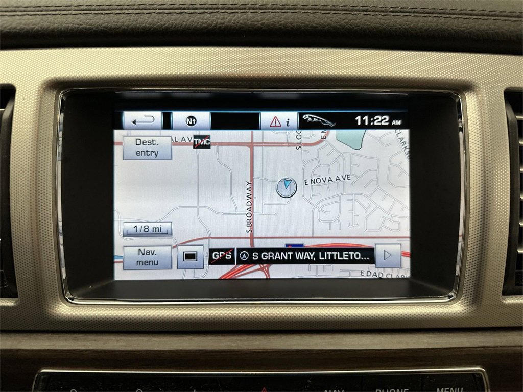 Used 2012 Jaguar XF image 18