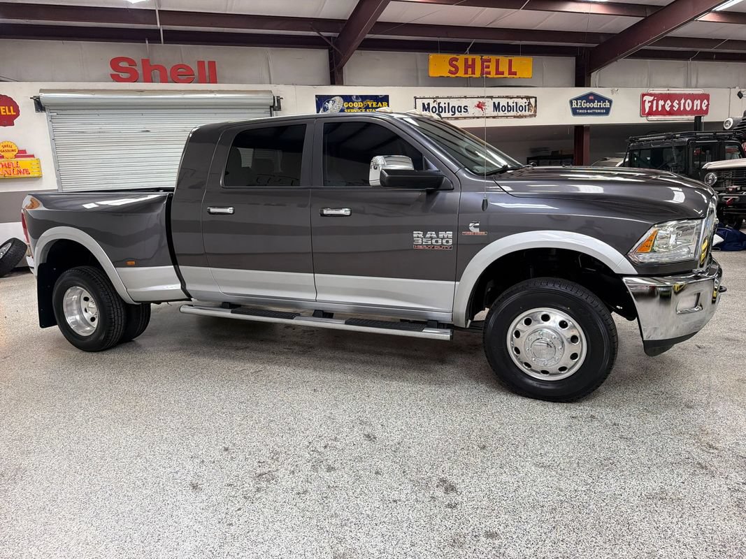 Used 2015 RAM 3500 Laramie AWD/4WD image 10