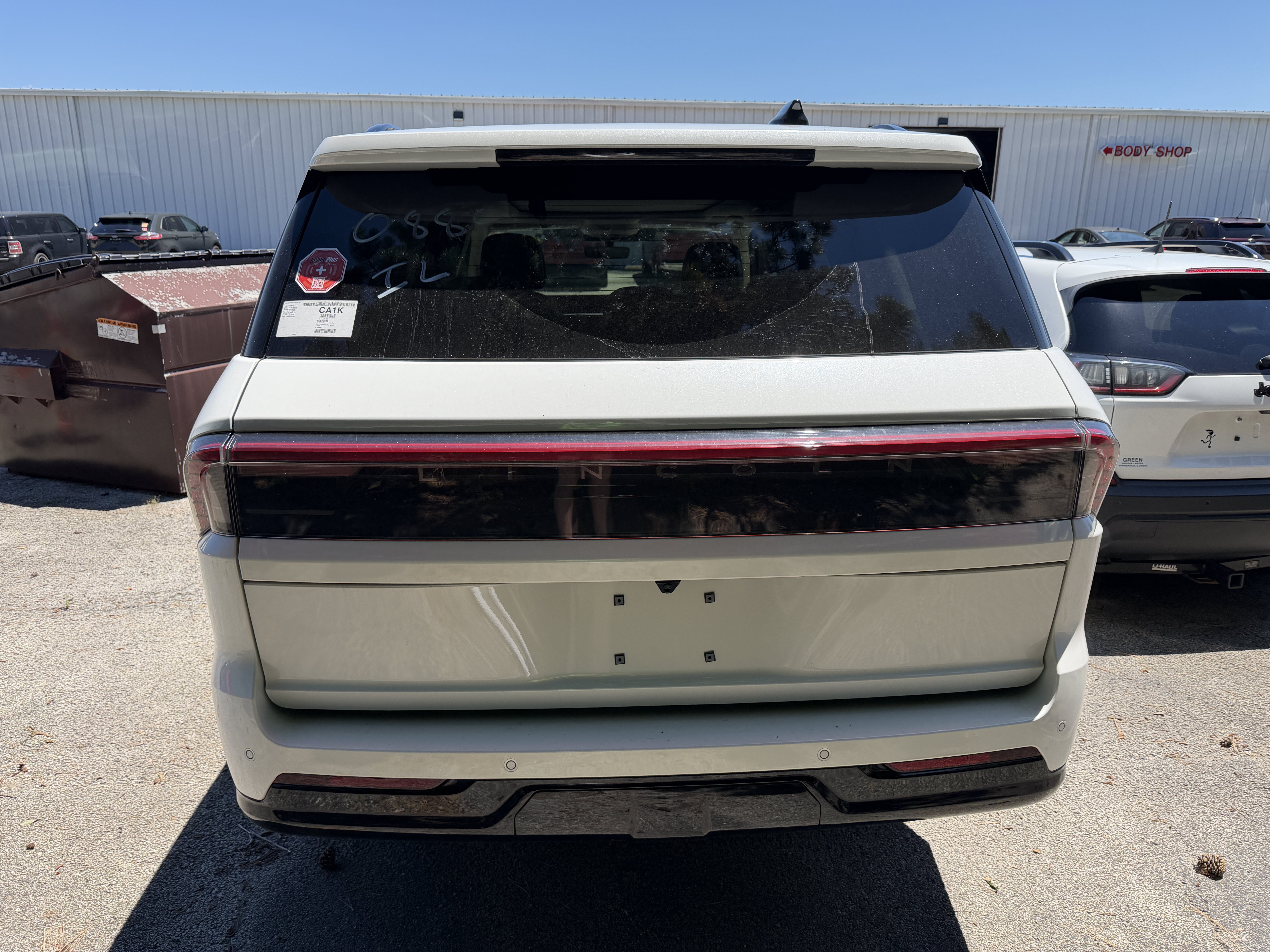 New 2027 Lincoln Navigator Reserve w/ Jet Appearance Package AWD/4WD image 9