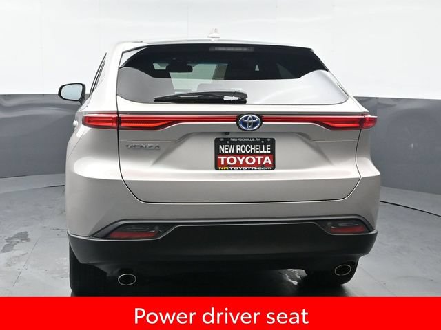 Used 2024 Toyota Venza LE AWD/4WD image 5