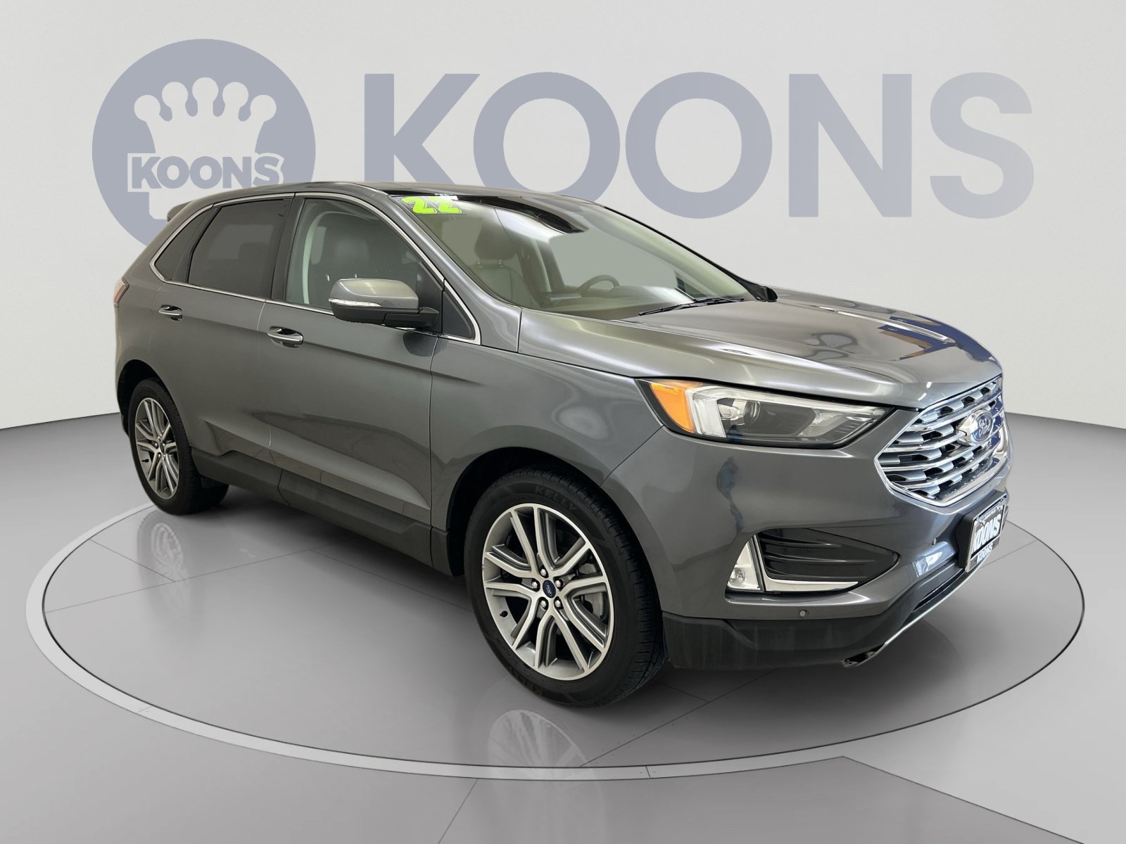 Used 2022 Ford Edge Titanium w/ Class II Trailer Tow Package AWD/4WD image 2
