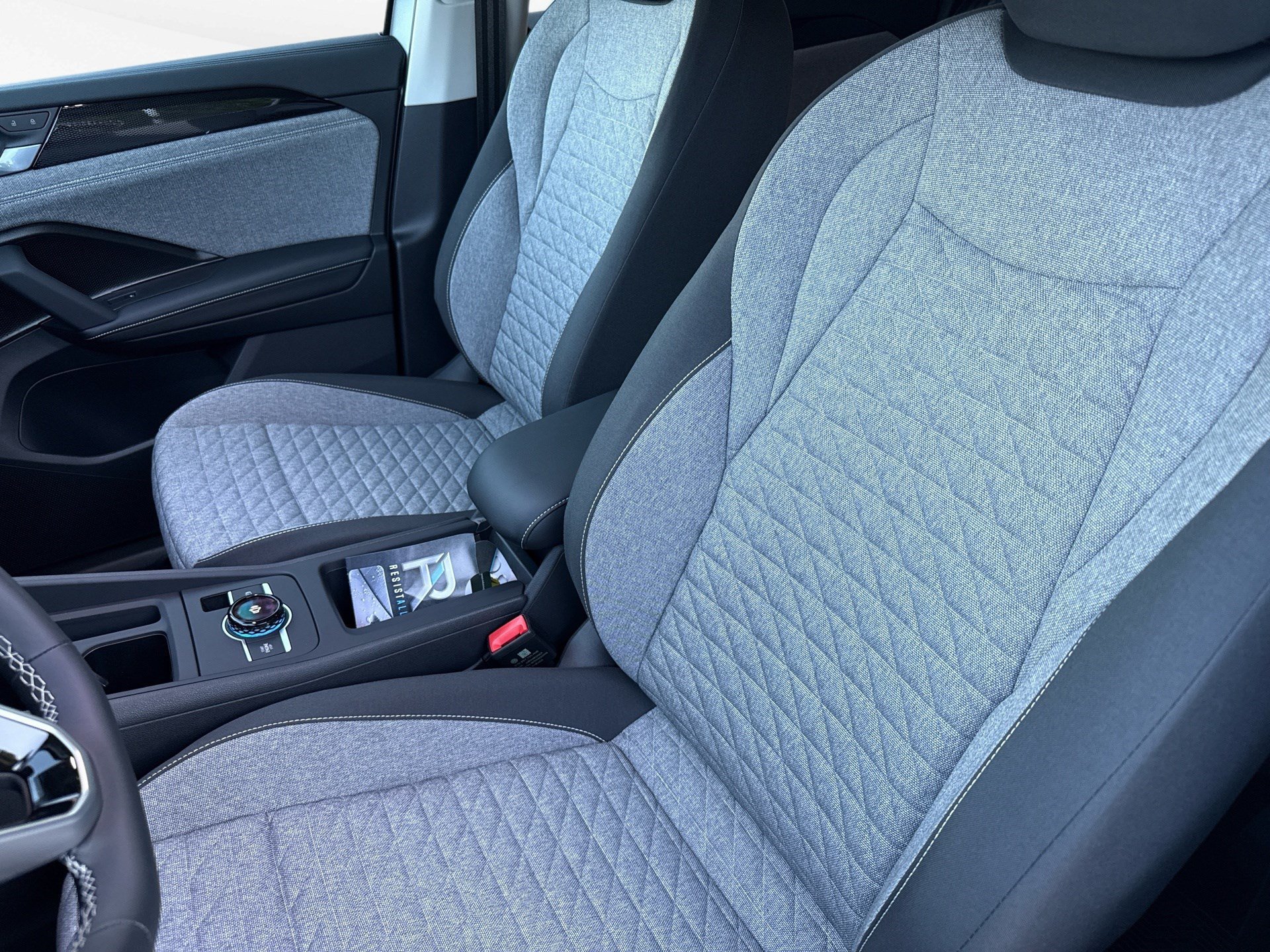 New 2026 Volkswagen Tiguan S FWD image 14