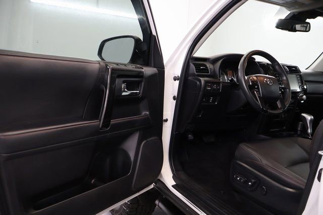 Used 2021 Toyota 4Runner TRD Off-Road Premium image 7