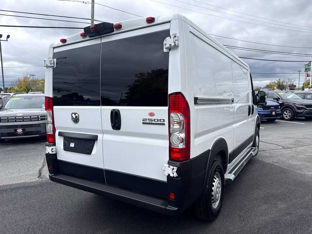 Used 2025 RAM ProMaster 2500 w/ U-Haul Equipment Group FWD image 5