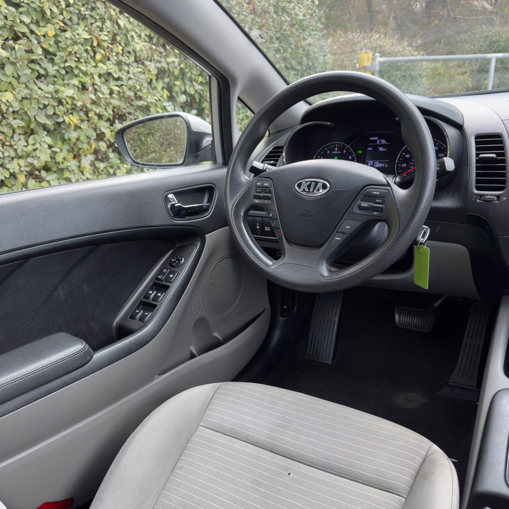 Used 2016 Kia Forte LX w/ LX Popular Plus Package image 20