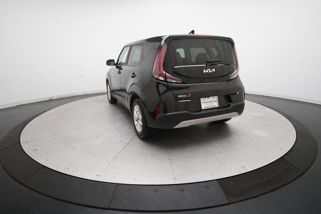 Certified 2023 Kia Soul LX w/ LX Technology Package image 32