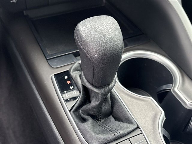Used 2023 Toyota Camry LE FWD image 15