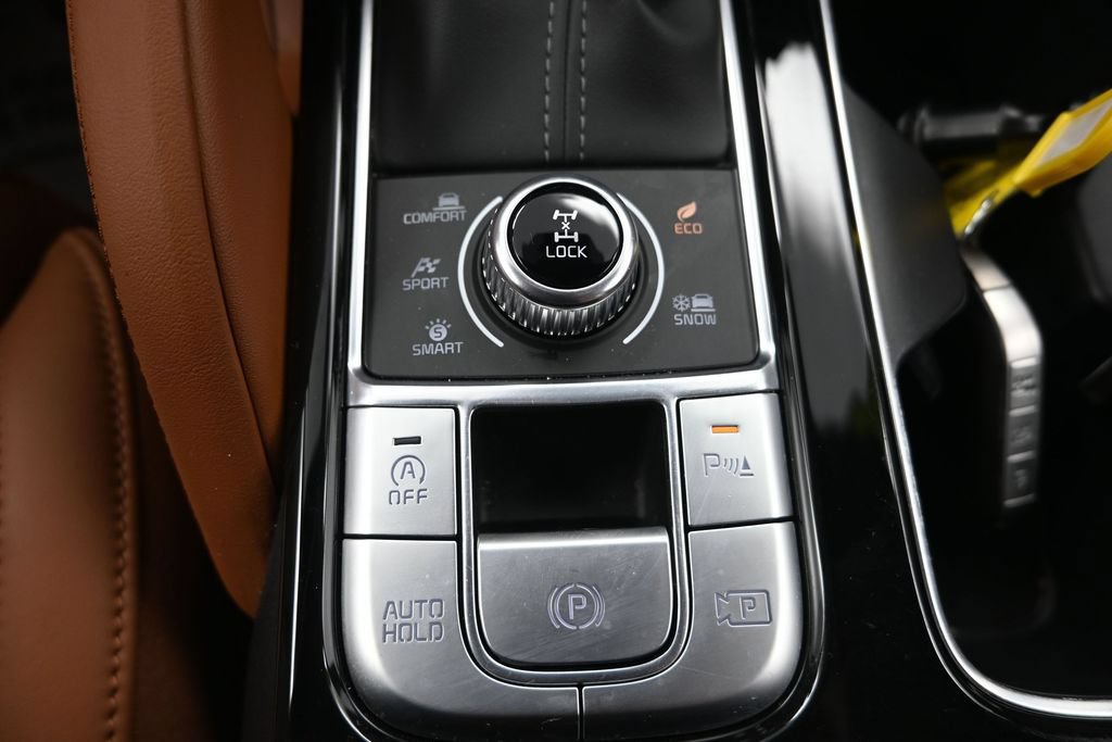 Certified 2025 Kia Telluride SX Prestige X-Pro AWD/4WD image 26