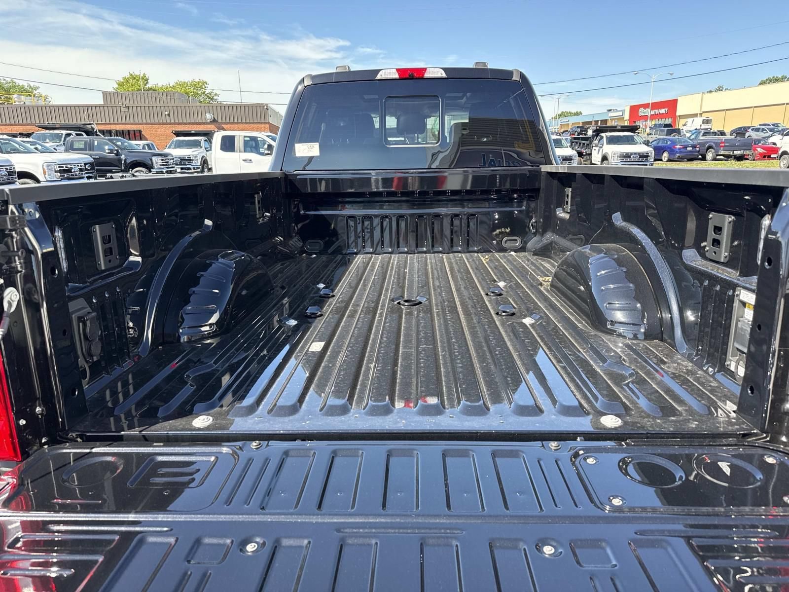 New 2026 Ford F350 Lariat w/ Lariat Ultimate Package AWD/4WD image 12