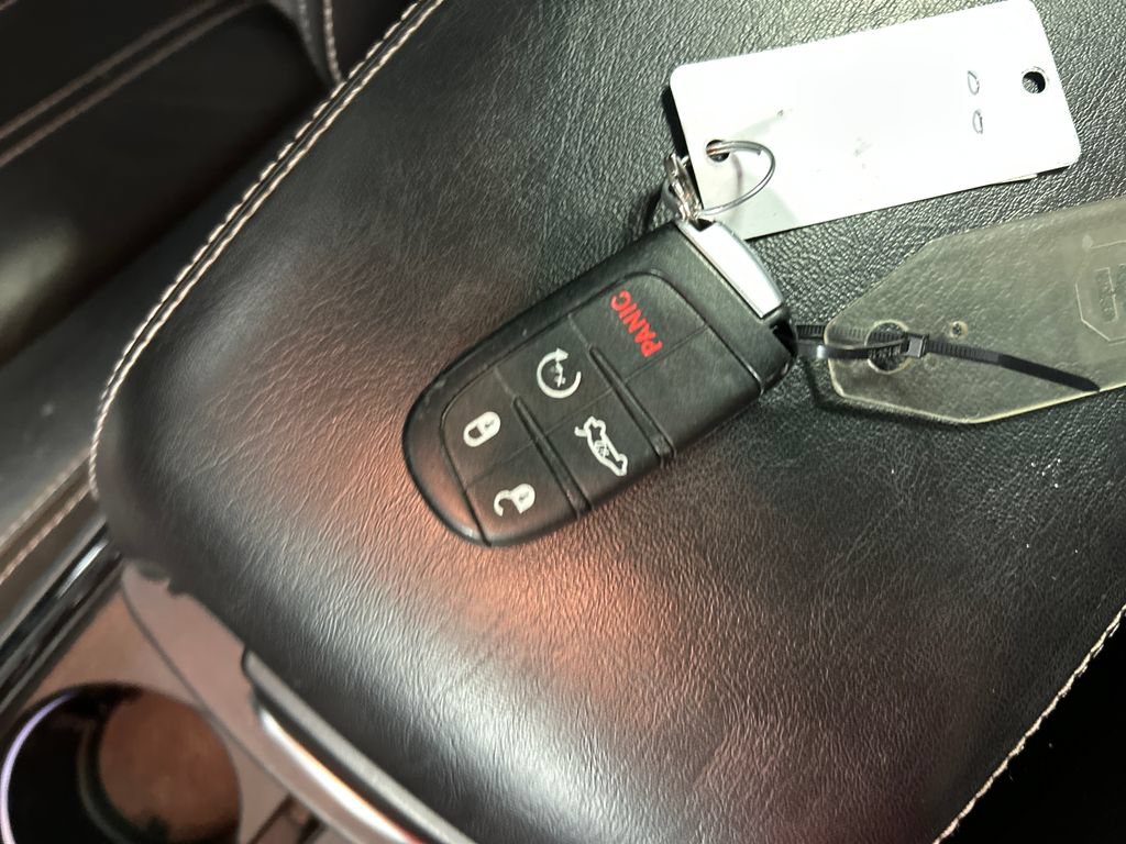 Used 2017 Chrysler 300 S AWD/4WD image 22