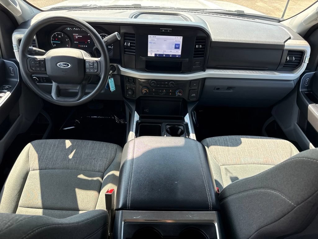 Used 2025 Ford F250 XLT w/ FX4 Off-Road Package AWD/4WD image 13
